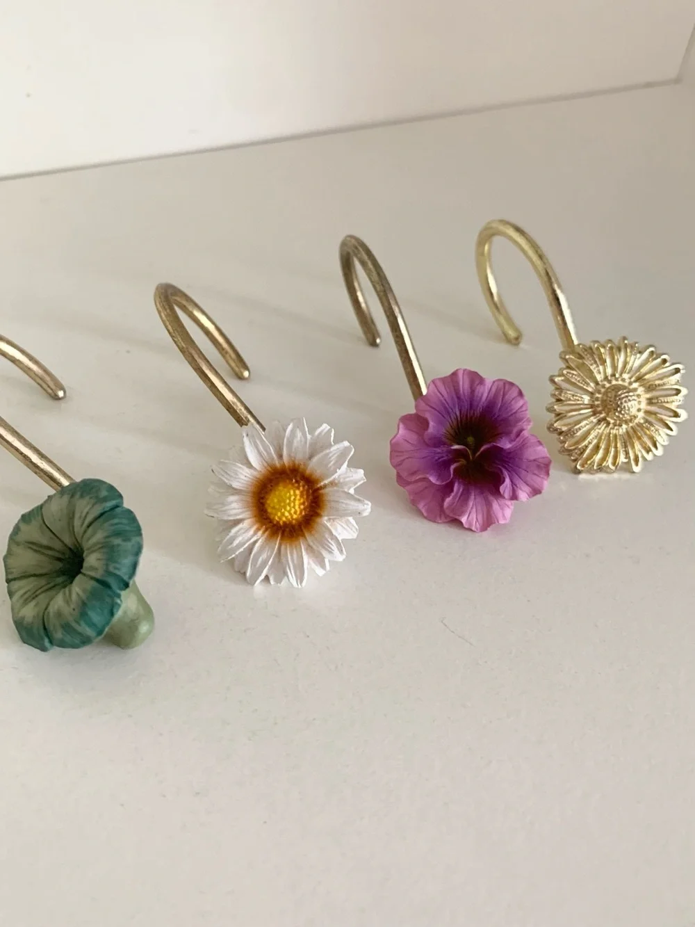 4 flower hooks set
